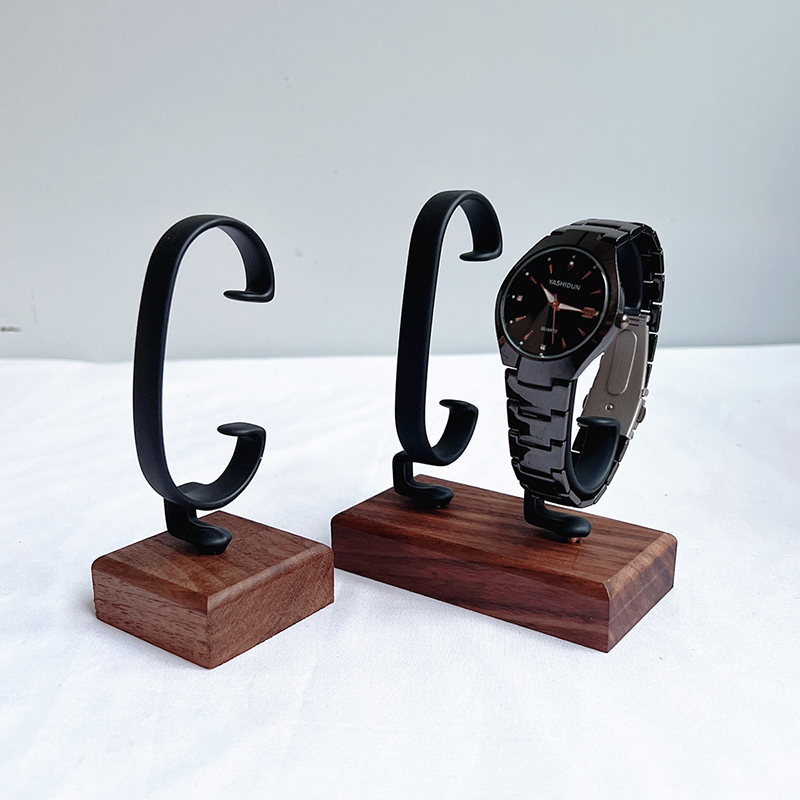 حامل ساعة خشبي على شكل حرف C م - مراجعة Jewelry And Watches Inc وسعره